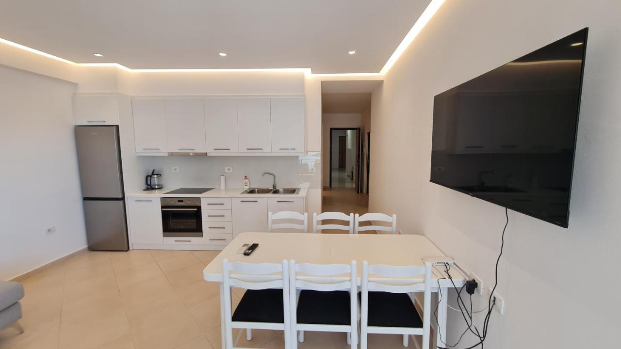 Sea And City View Apartment Sarandë Exterior foto