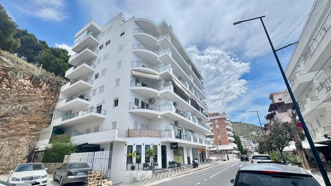 Sea And City View Apartment Sarandë Exterior foto
